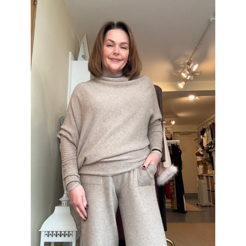 Ellie and Bea Ladies Katie co-ord